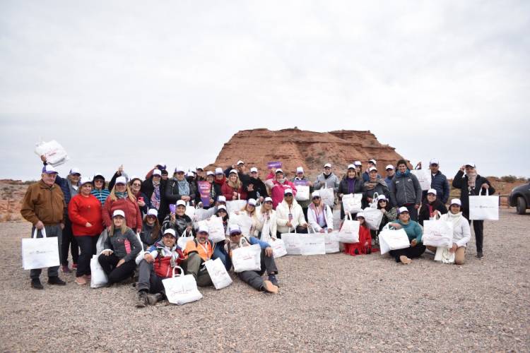 RECORRIDO DE MIRADORES: EL PRIMER VIAJE DE TURISMO SOCIAL EN SAN LUIS QUE LLEVÓ A 48 ADULTOS MAYORES A SIERRA DE LAS QUIJADAS