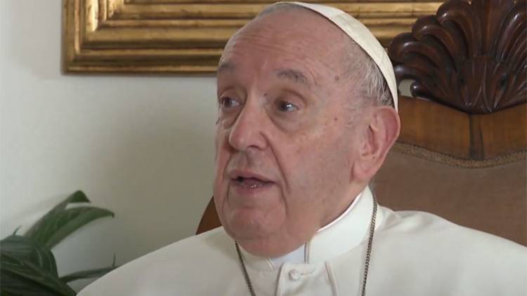 EL PAPA FRANCISCO NEGÓ RUMORES DE RENUNCIA: “NUNCA ESTUVO EN MI CABEZA”