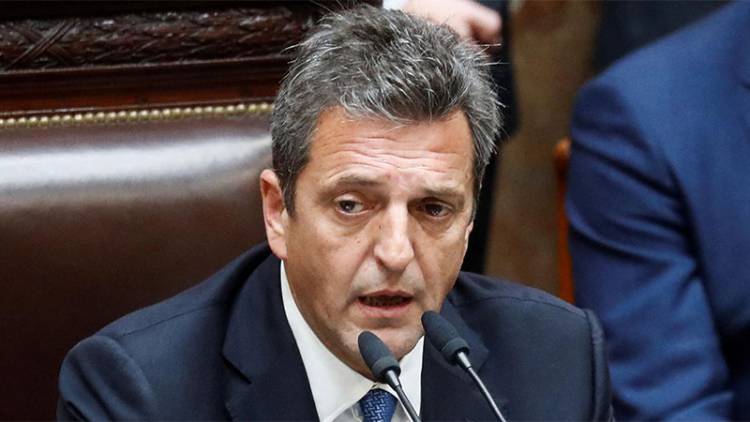 EXPECTATIVAS POR EL PAQUETE DE MEDIDAS ECONÓMICAS QUE PRESENTARÁ HOY EL NUEVO MINISTRO SERGIO MASSA
