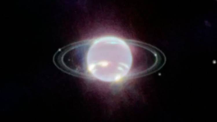 CAPTADA POR EL TELESCOPIO JAMES WEBB CON INSTRUMENTOS INFRARROJOS ES ASOMBROSA LA IMAGEN DE NEPTUNO Y SUS ANILLOS