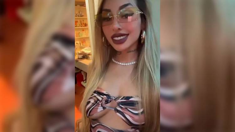 AL POSAR PARA SUS SEGUIDORES TAMARA BÁEZ TUVO UN DESLIZ HOT Y QUEDÓ GRABADO