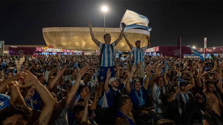LOS PASAJES DE AEROLÍNEAS ARGENTINAS PARA VER A LA SELECCIÓN EN QATAR SE AGOTARON
