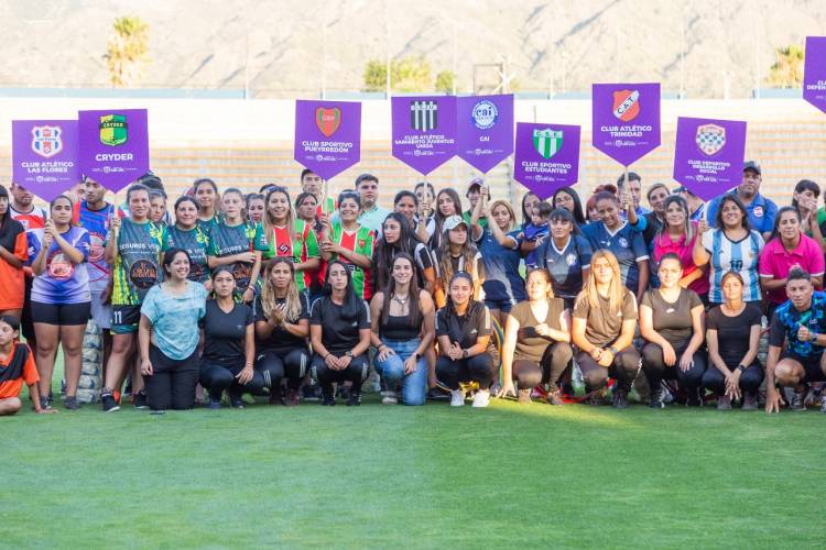 PRESENTARON LA COPA GOBIERNO DE SAN LUIS 2023 DE FÚTBOL FEMENINO