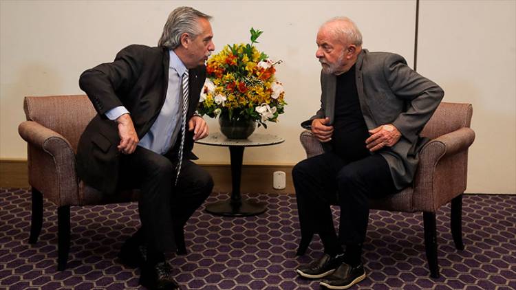 EL PRESIDENTE FERNÁNDEZ VIAJARÁ A BRASIL Y ESTARÁ EN LA ASUNCIÓN DE LULA Y TENDRÁ BILATERAL EN BUENOS AIRES