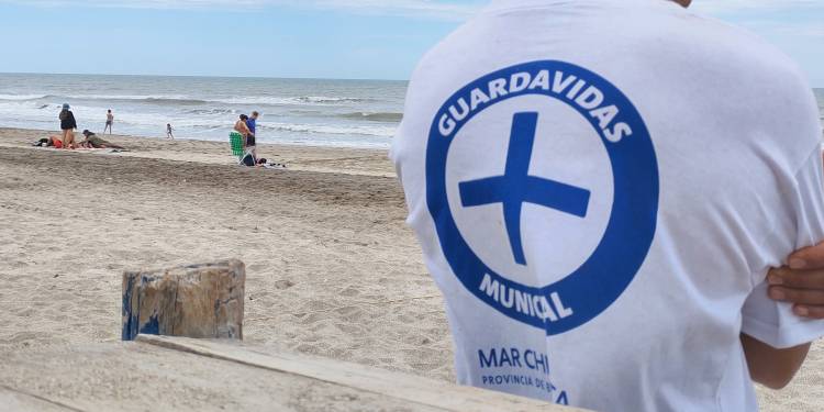 BUENOS AIRES: EL PARTIDO DE MAR CHIQUITA OTORGÓ A LOS GUARDAVIDAS UN AUMENTO DE MÁS DEL 180% EN MENOS DE UN AÑO