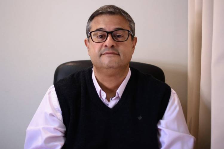 ROBERTO MONES RUIZ