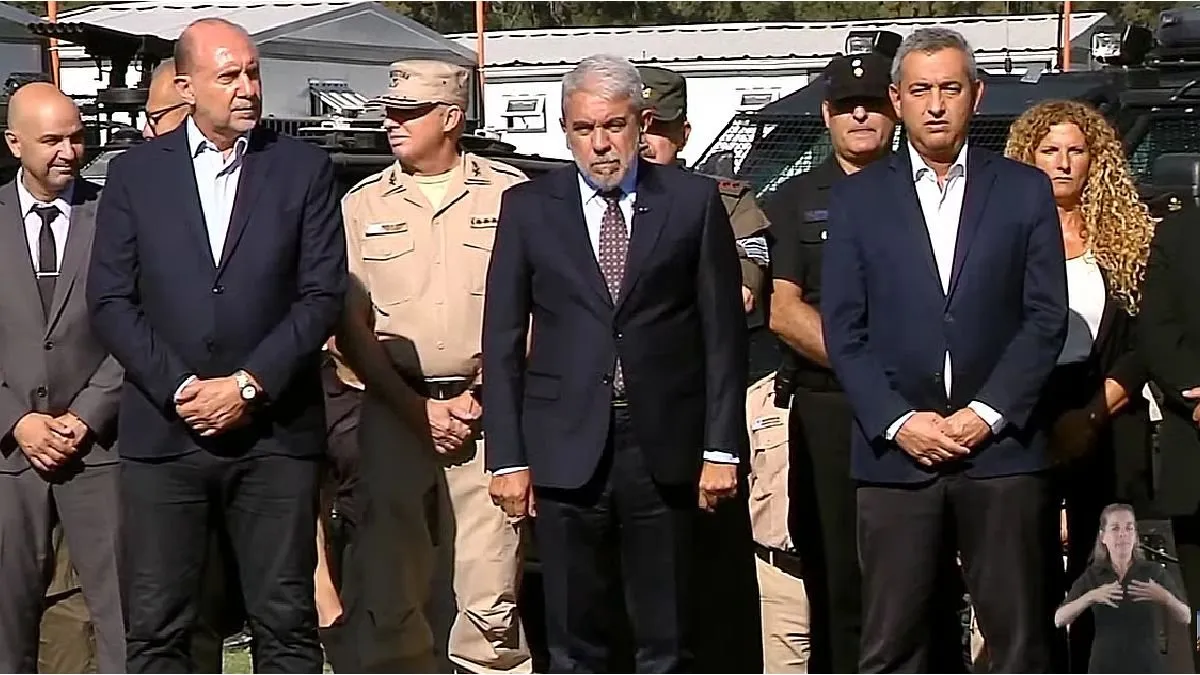 ANÍBAL FERNÁNDEZ: "ES IMPERIOSO QUE NOS METAMOS EN CADA LUGAR Y LLEGUEMOS AL HUESO"