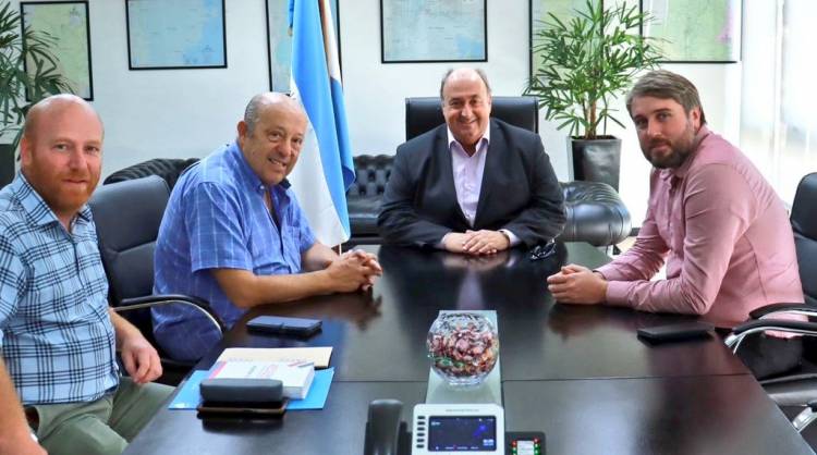PARTIDO DE MAR CHIQUITA: EL INTENDENTE JORGE PAREDI SOLICITÓ NUEVAS CONEXIONES DE GAS AL ENARGAS