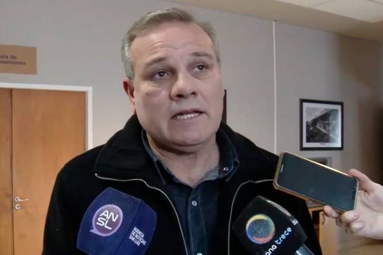 DARÍO SÁNCHEZ JUNTO A RUBÉN LEMOS Y MÓNICA DOMINGUEZ