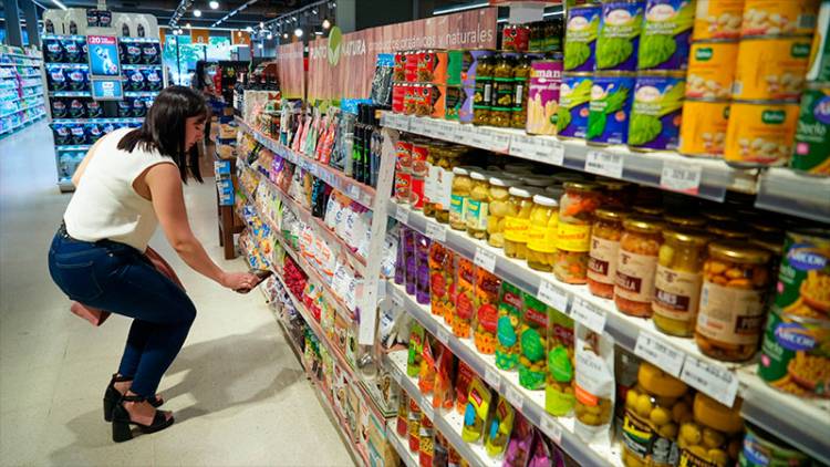 SEGÚN LAS CIFRAS DEL INDEC EN MARZO LA CANASTA BÁSICA TREPÓ 8%: UNA FAMILIA TIPO NECESITA $191.000 PARA NO SER POBRE