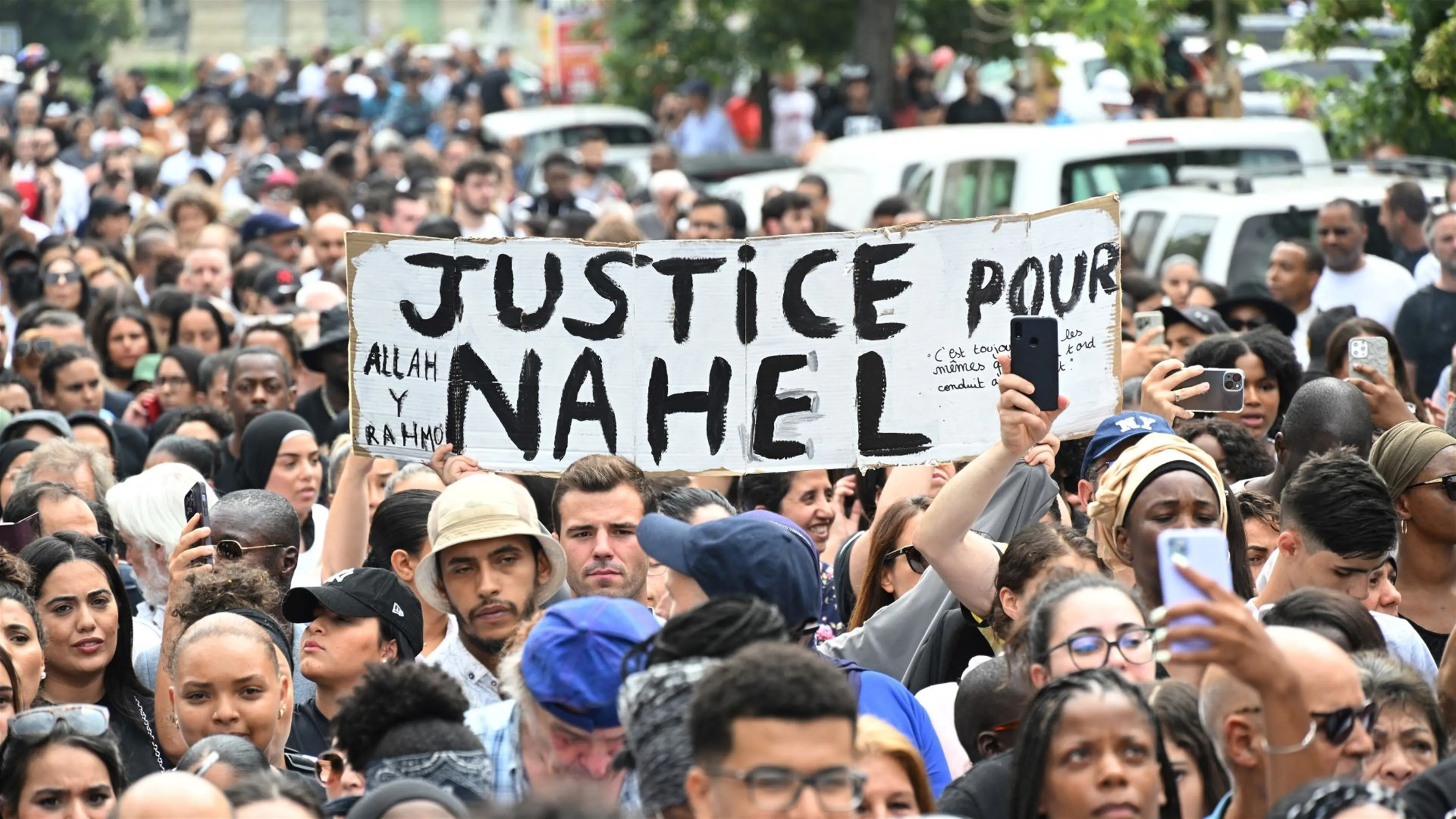 PROTESTAS EN FRANCIA POR UN CASO DE GATILLO FÁCIL