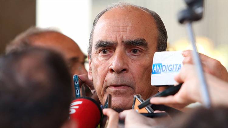 POR EL PLAN ECONÓMICO EL GOBIERNO CONVOCÓ A UNA REUNIÓN CON GOBERNADORES TRAS LAS MEDIDAS DE AJUSTE