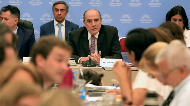 FRANCOS EXPUSO EN DIPUTADOS Y AFIRMÓ QUE MODIFICARÁN “ERRORES EN LA REDACCIÓN” DE LA LEY ÓMNIBUS