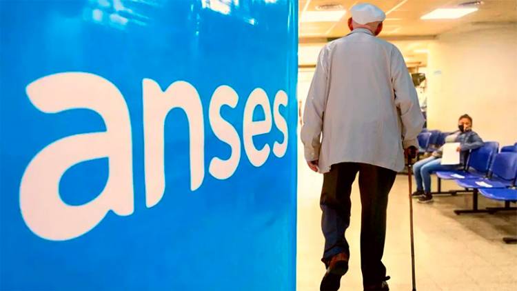 CAMBIA EL CALENDARIO ANSES PARA JUBILADOS: EL GOBIERNO ATRASÓ LOS PAGOS DE MAYO