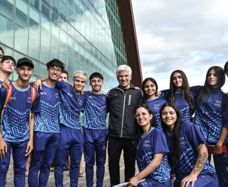 CON MUCHA ILUSIÓN Y EXPECTATIVA, PARTIÓ LA DELEGACIÓN DE SAN LUIS RUMBO A LOS JUEGOS EVITA 2024