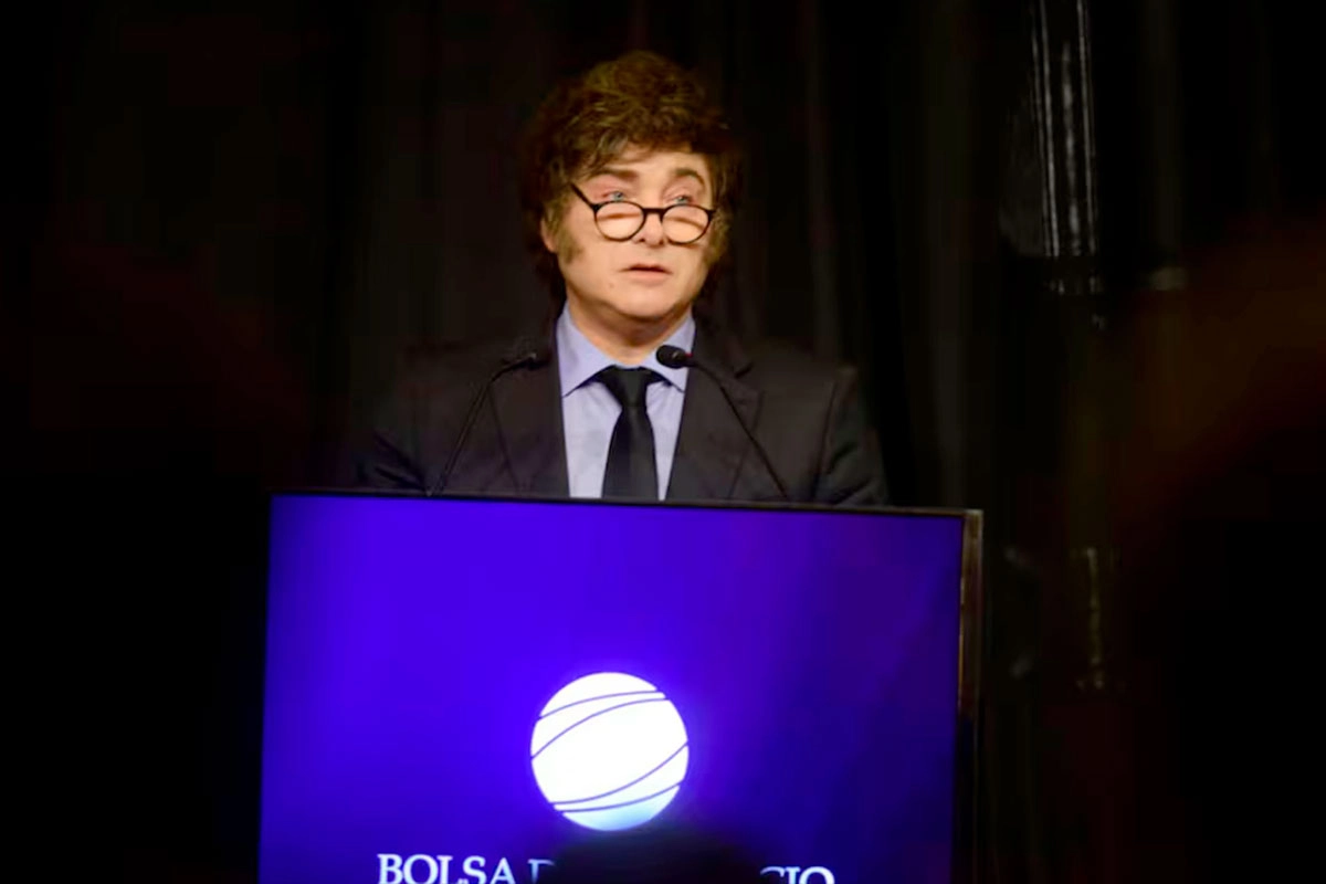 COMUNICADO DE PRESIDENCIA: EL GOBIERNO CELEBRÓ EL FIN DEL IMPUESTO PAIS, "ERA UNA CARGA PERMANENTE PARA LOS ARGENTINOS"