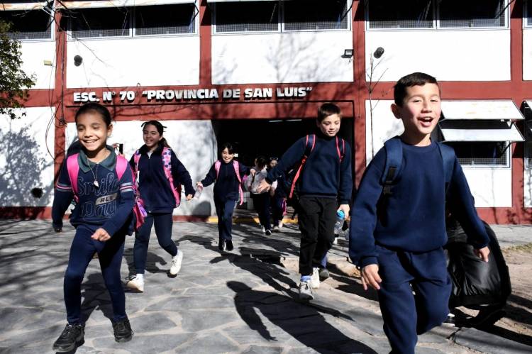 SAN LUIS CONFIRMÓ QUE EL CICLO LECTIVO 2025 FINALIZARÁ EL 19 DE DICIEMBRE