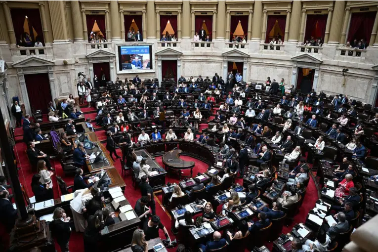 EL GOBIERNO BUSCA DARLE MEDIA SANCIÓN AL PRESUPUESTO 2026 EN DIPUTADOS