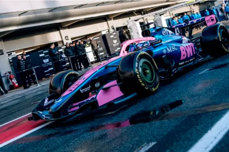 FÓRMULA 1: FRANCO COLAPINTO FUE PROTAGONISTA EN BARCELONA Y TERMINÓ TERCERO CON EL ALPINE 2026