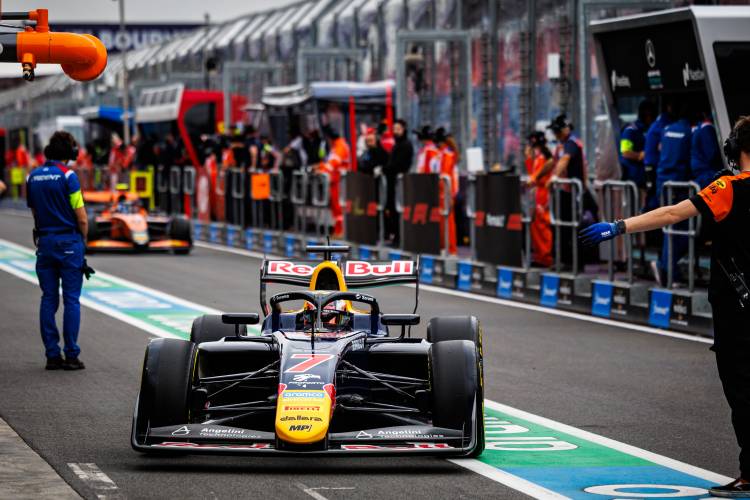 Colnaghi sumó su primer punto en Fórmula 3 en su debut en Melbourne