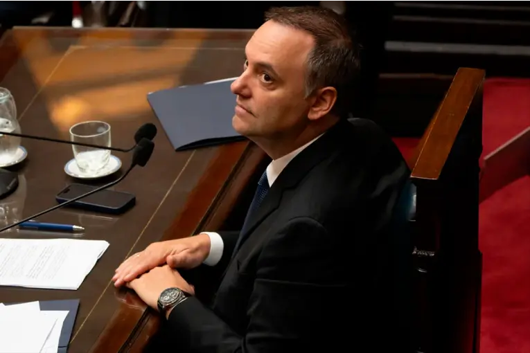 La Justicia evalúa citar a indagatoria a Manuel Adorni por presunto enriquecimiento ilícito